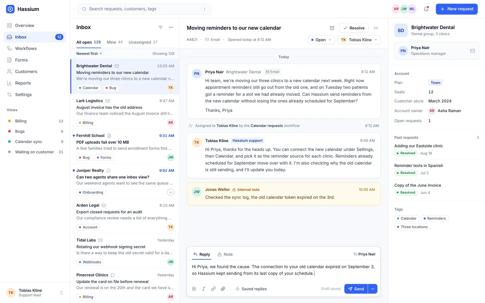 The Hassium inbox: a list of conversations, an open thread with an internal note, and the customer's details on the right